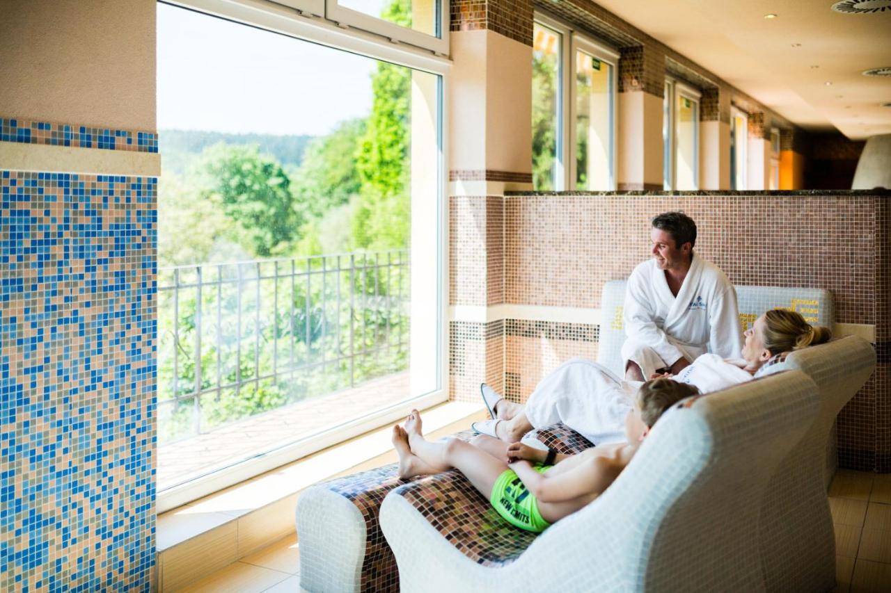 Nivamare Hotell Luhačovice Exteriör bild