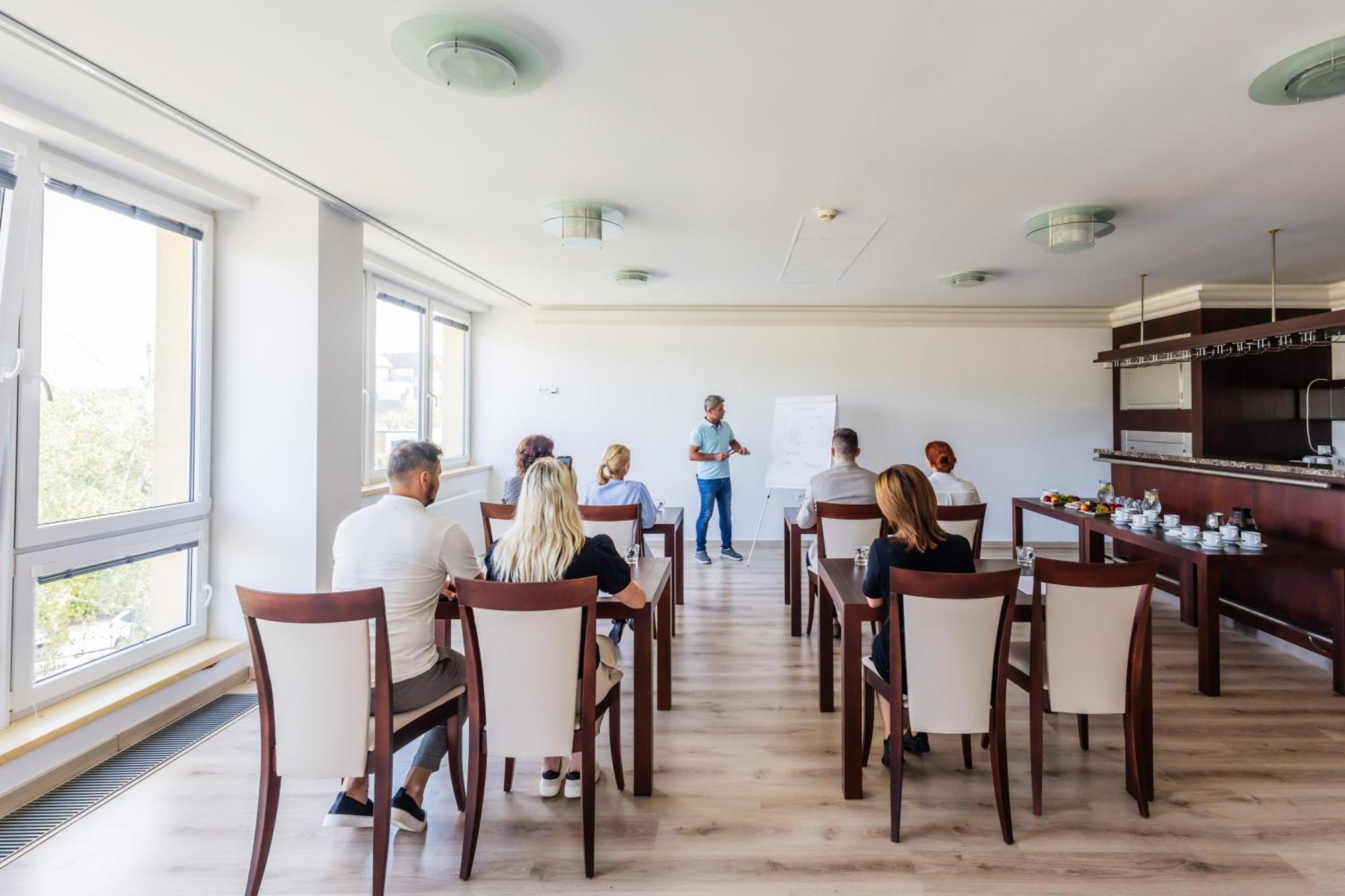 Nivamare Hotell Luhačovice Exteriör bild
